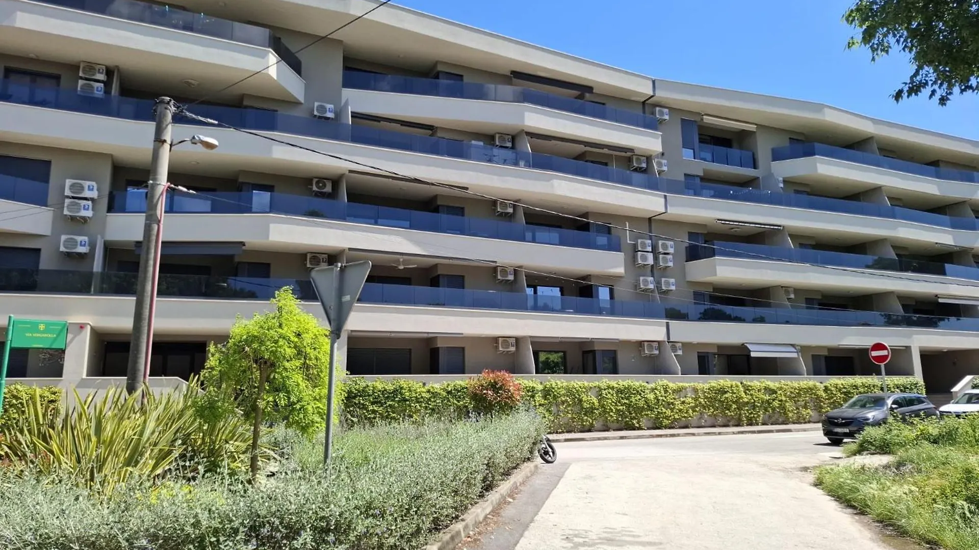 Modern 2-Bedroom Apartment Near The Beach Pula Hırvatistan